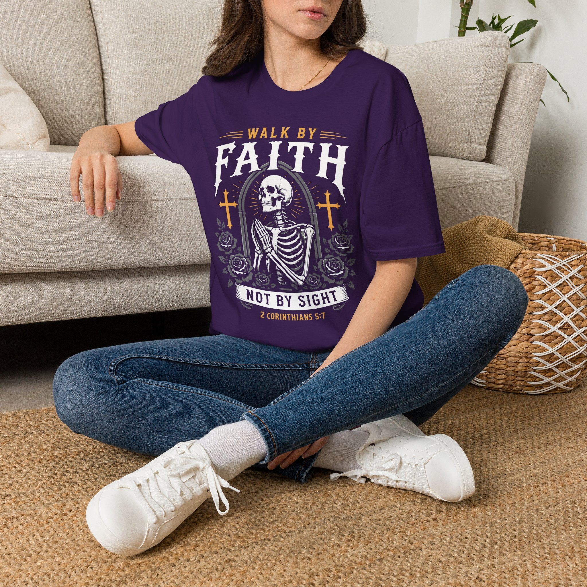 WALK BY FAITH NOT BY SIGHT PRAYING SKELETON T-Shirt